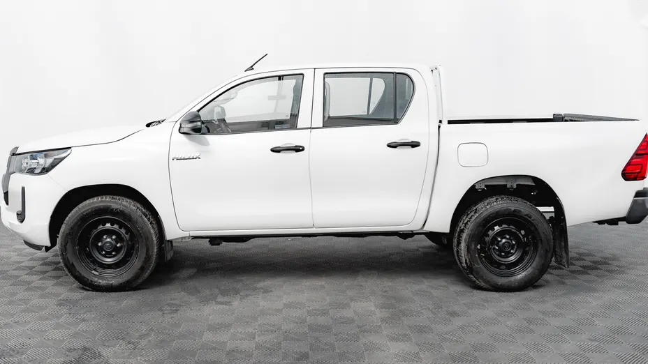 TOYOTA HiLux Hilux 2.4 D-4D Double Cab DLX 4x4