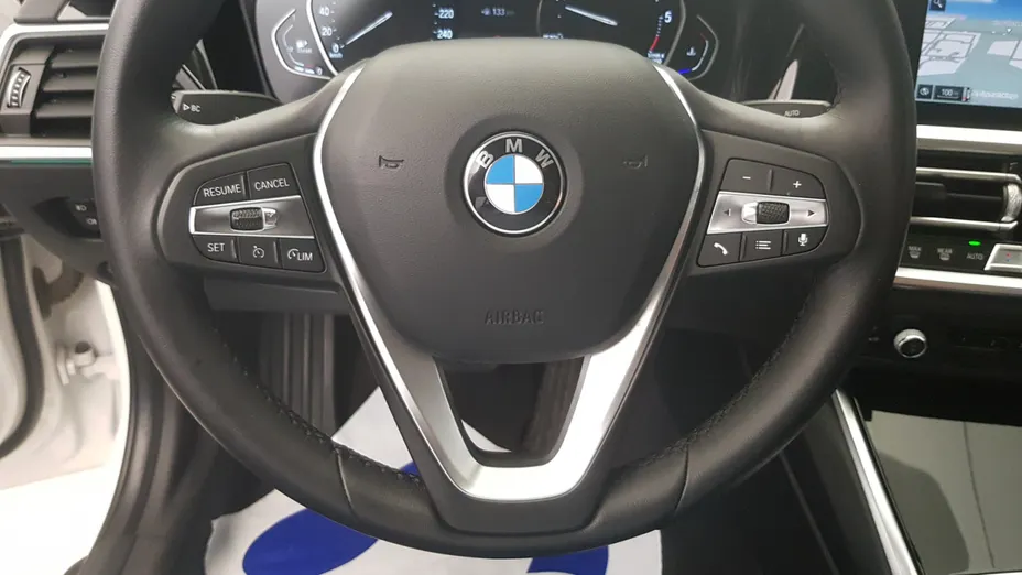 BMW Seria 3 318d mHEV Sport Line aut
