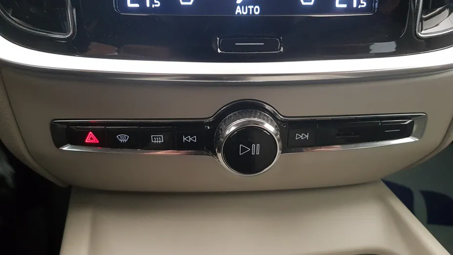 VOLVO V60 V60 B4 D Momentum Pro aut