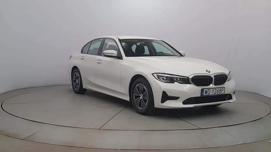 BMW Seria 3 318d Advantage aut