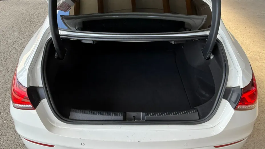 MERCEDES-BENZ CLA CLA 200 AMG Line 7G-DCT