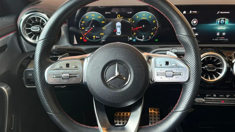 MERCEDES-BENZ CLA CLA 200 AMG Line 7G-DCT