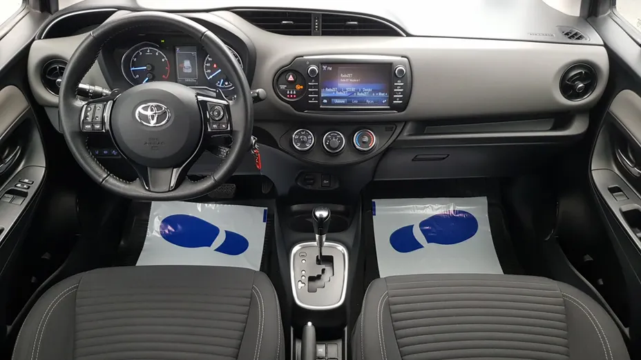 TOYOTA Yaris Yaris 1.5 Premium CVT