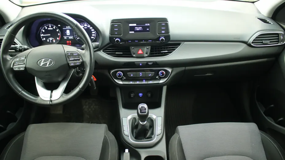 HYUNDAI i30 i30 1.5 DPI Classic +
