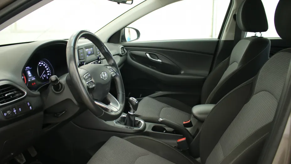HYUNDAI i30 i30 1.5 DPI Classic +