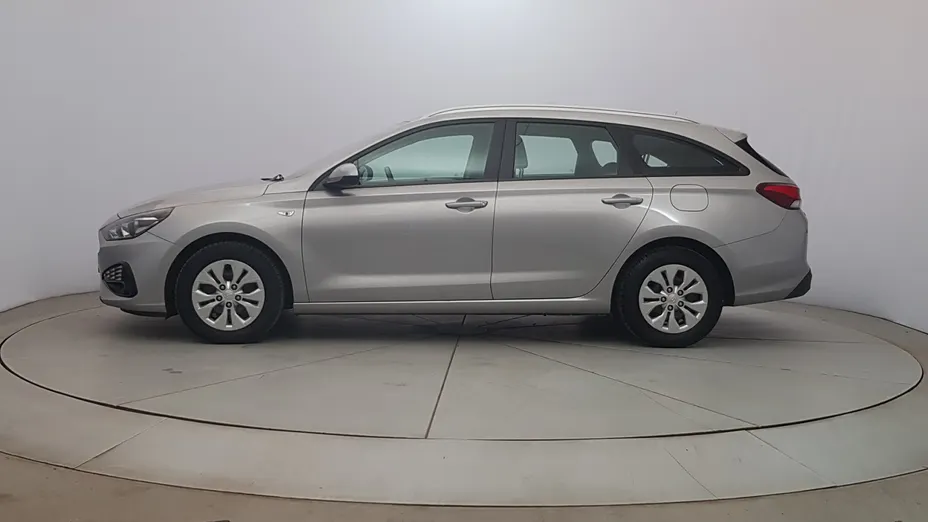 HYUNDAI i30 i30 1.6 D Classic +