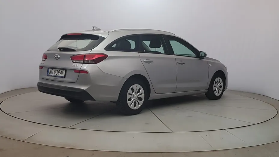 HYUNDAI i30 i30 1.6 D Classic +