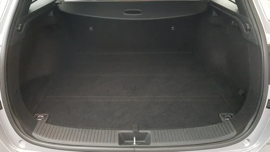 HYUNDAI i30 i30 1.6 D Classic +