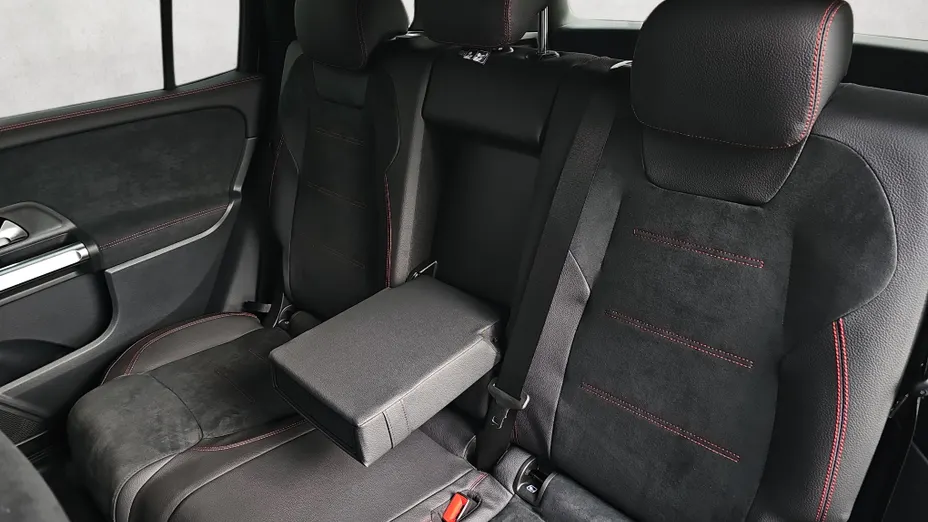 MERCEDES-BENZ GLB GLB 200 mHEV AMG Line 7G-DCT Nowy