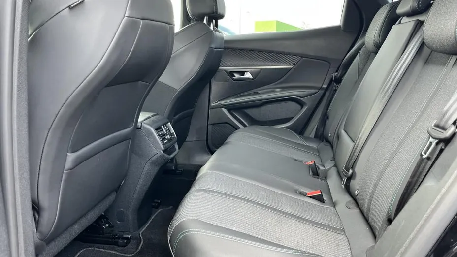 PEUGEOT 3008 3008 1.5 BlueHDi Allure S&S EAT8