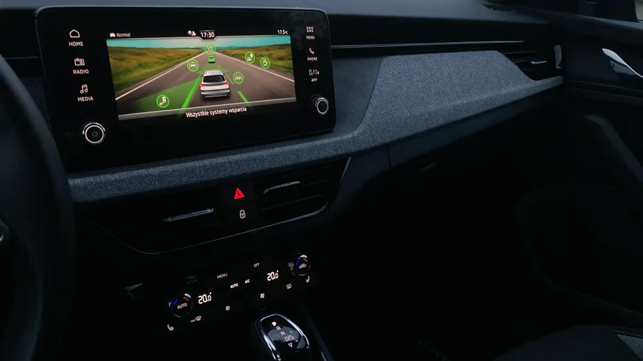 SKODA Kamiq Kamiq 1.0 TSI Selection DSG