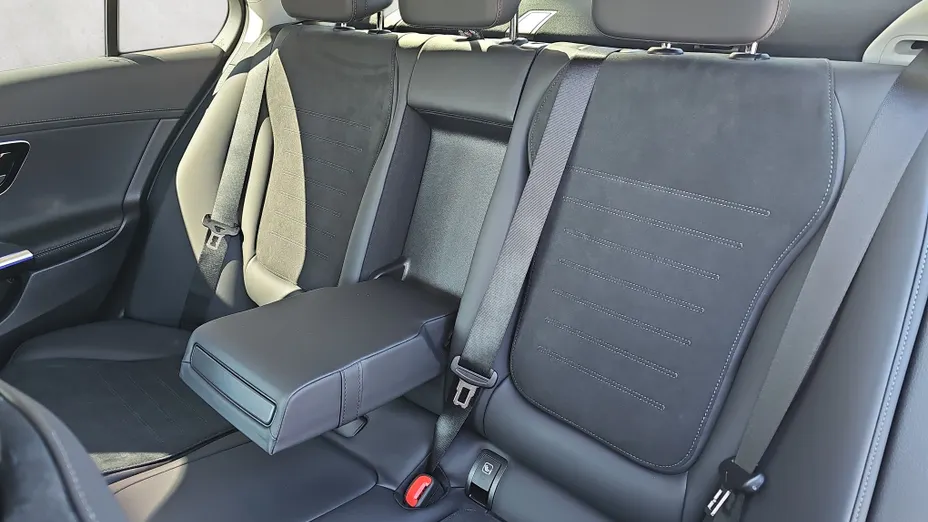 MERCEDES-BENZ C Klasa C 200 mHEV 4-Matic AMG Nowy