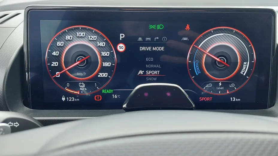 HYUNDAI Inster Inster 49kWh Smart Nowy
