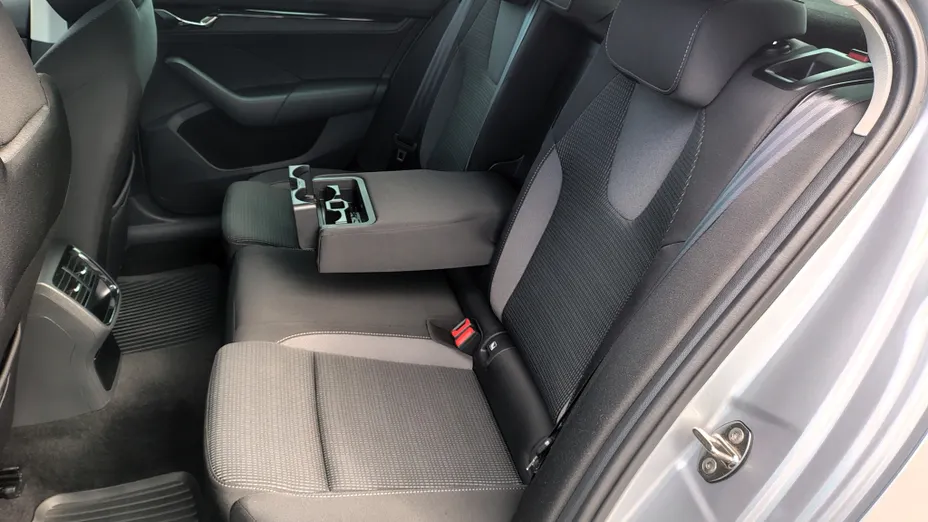 SKODA Octavia Octavia 1.5 TSI e-Tec Ambition DSG
