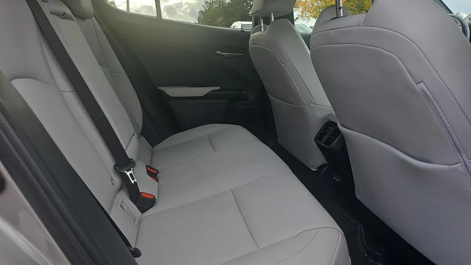 LEXUS UX UX 200 GPF F Impression 2WD
