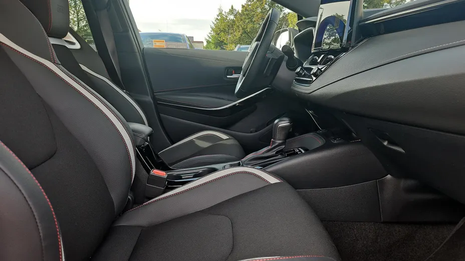 TOYOTA Corolla Corolla 2.0 Hybrid GR Sport
