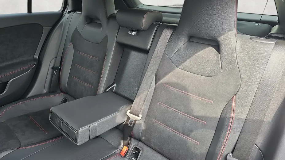 MERCEDES-BENZ A Klasa A 220 4-Matic AMG Line 8G-DCT Nowy