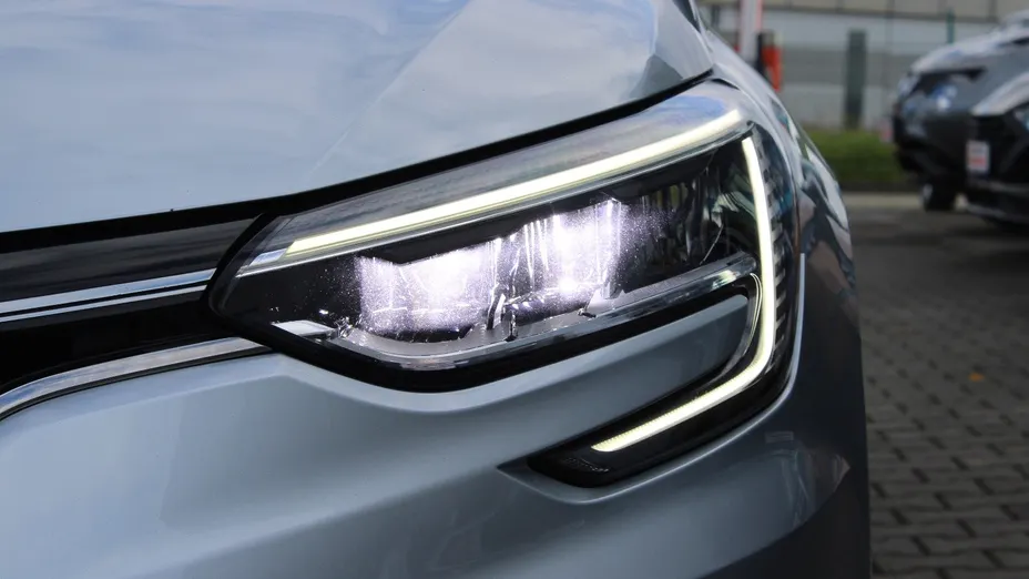 RENAULT Megane Megane 1.5 Blue dCi Zen EDC