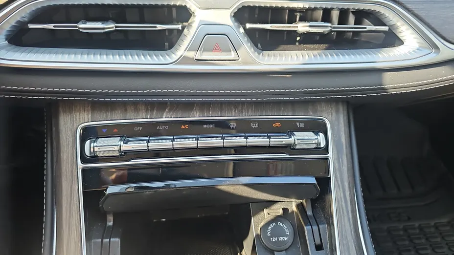 DFSK E5 E5 1.5 PHEV Prestige E-CVT Nowy