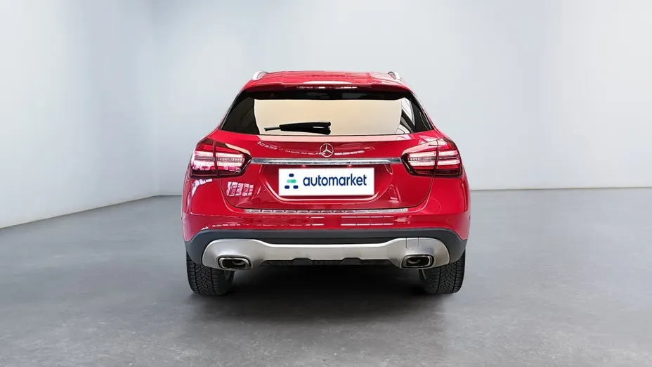 MERCEDES-BENZ GLA GLA 200 7G-DCT Urban
