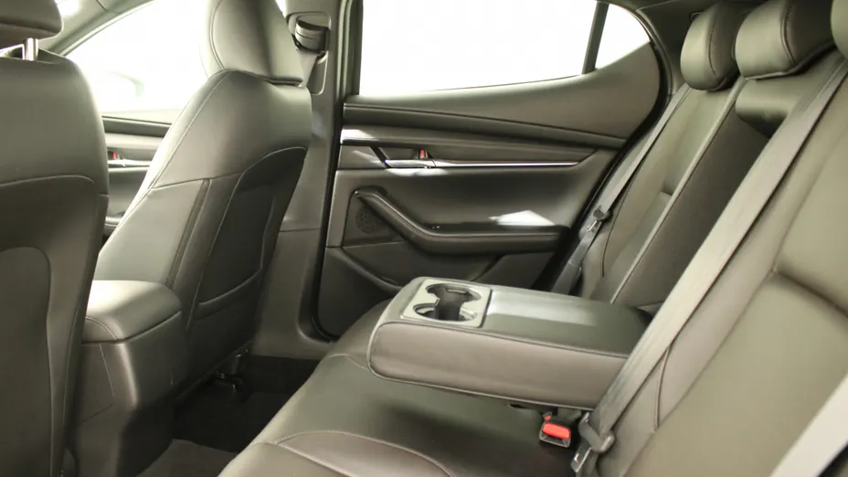 MAZDA 3 3 2.0 mHEV Hikari aut