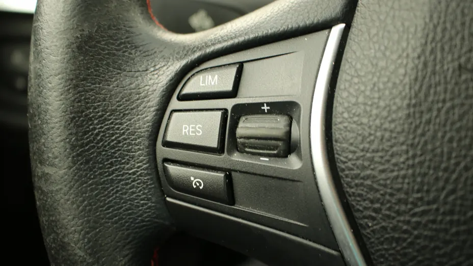 BMW Seria 3 318d Sport Line aut