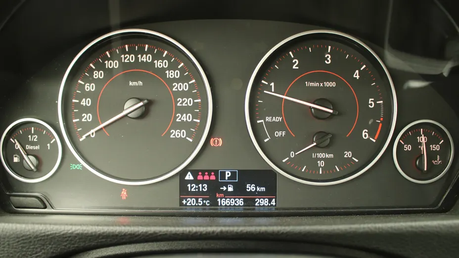 BMW Seria 3 318d Sport Line aut