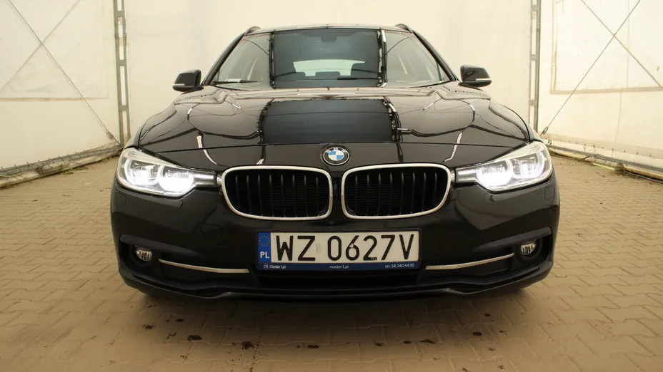 BMW Seria 3 318d Sport Line aut