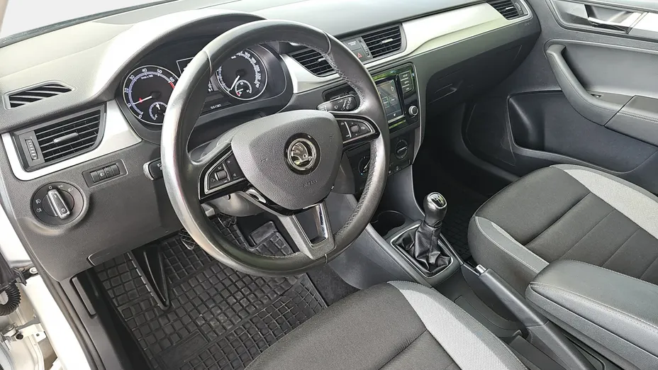 SKODA Rapid Rapid 1.0 TSI Ambition