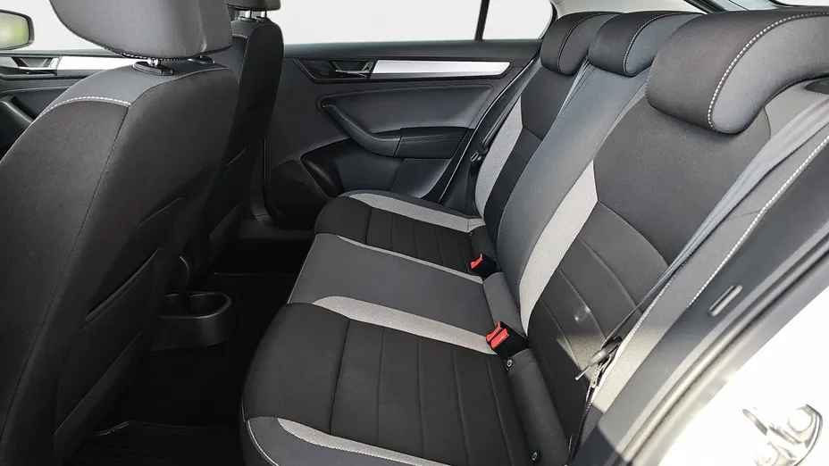 SKODA Rapid Rapid 1.0 TSI Ambition