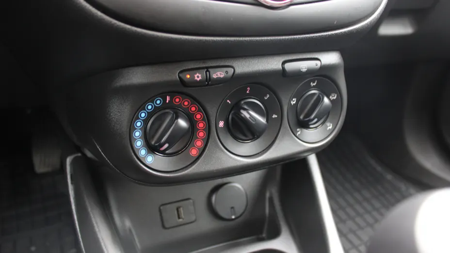 OPEL Corsa Corsa 1.4 Enjoy