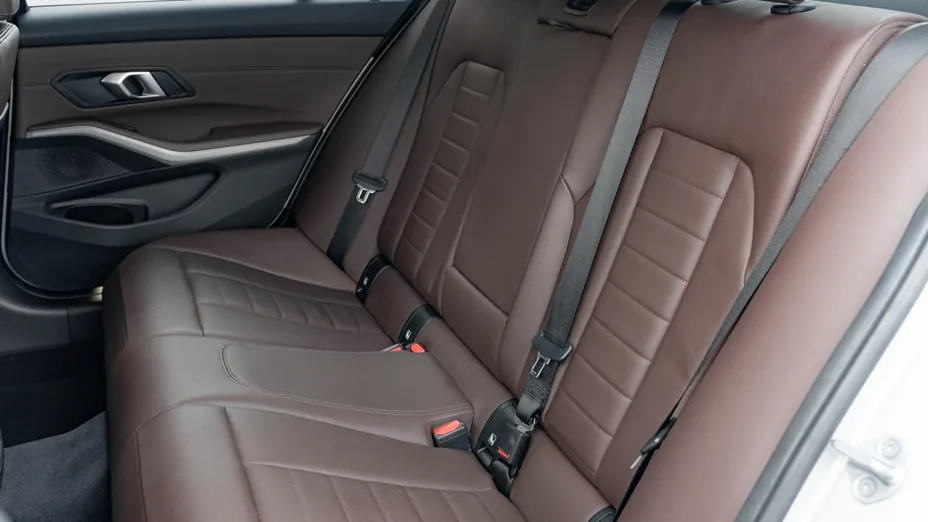 BMW Seria 3 320d mHEV Advantage aut