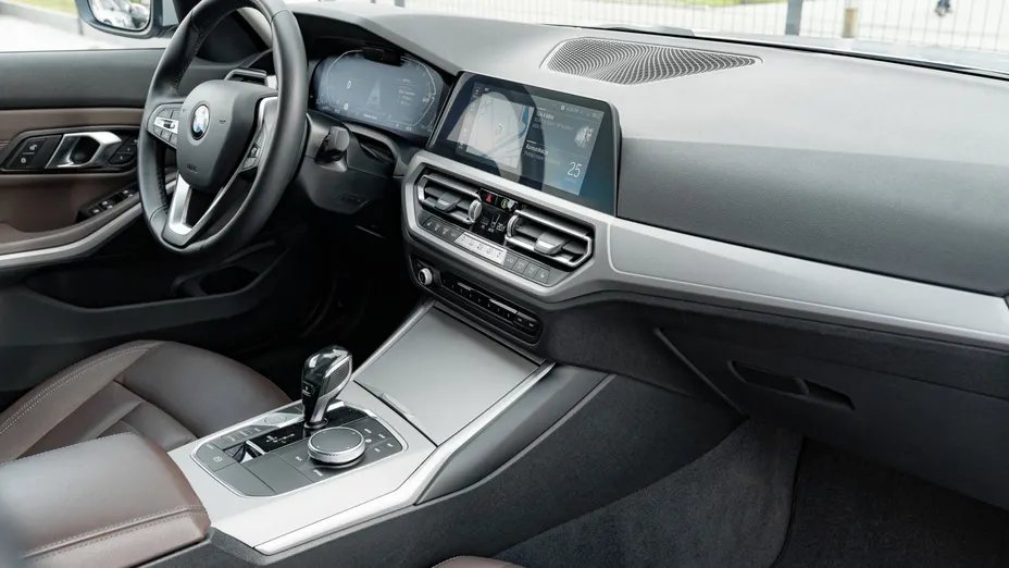BMW Seria 3 320d mHEV Advantage aut