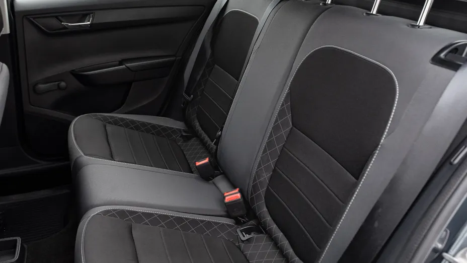 SKODA Fabia Fabia 1.0 TSI Ambition DSG