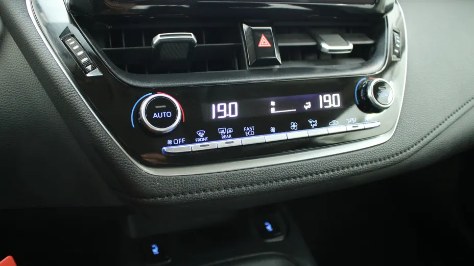 TOYOTA Corolla Corolla 1.5 Comfort