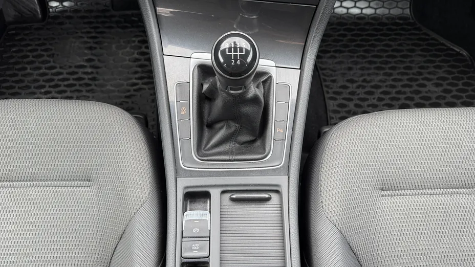 VOLKSWAGEN Golf Golf VII 1.6 TDI BMT Comfortline