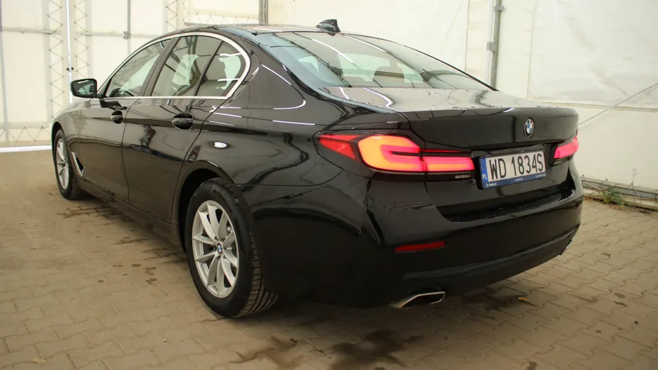 BMW Seria 5 520i mHEV aut