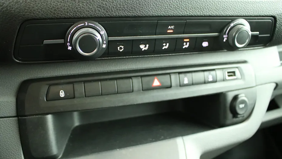 TOYOTA Proace Proace 2.0 D-4D Long 3,0t Active Aut. (bryg.)