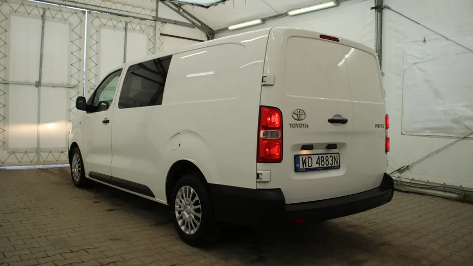 TOYOTA Proace Proace 2.0 D-4D Long 3,0t Active Aut. (bryg.)