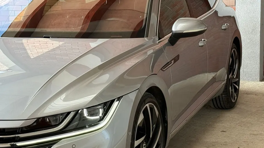 VOLKSWAGEN Arteon Arteon 2.0 TSI R-Line DSG