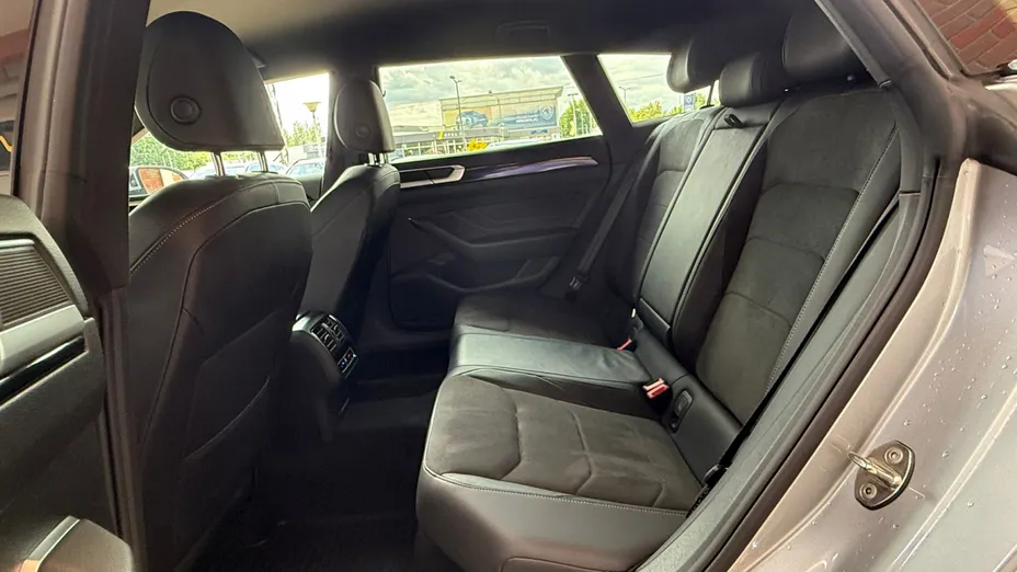 VOLKSWAGEN Arteon Arteon 2.0 TSI R-Line DSG