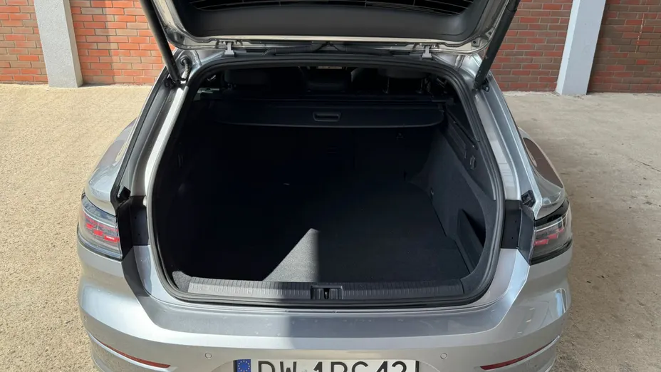 VOLKSWAGEN Arteon Arteon 2.0 TSI R-Line DSG