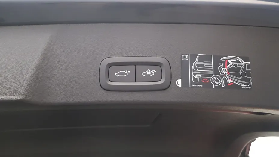 VOLVO XC40 XC40 B4 B AWD Inscription aut
