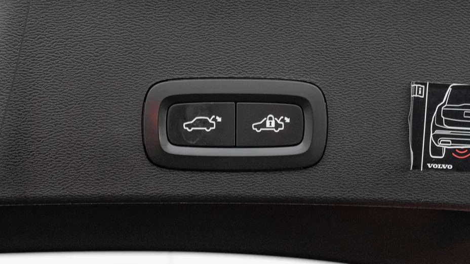 VOLVO XC40 XC40 T3 Momentum Pro aut