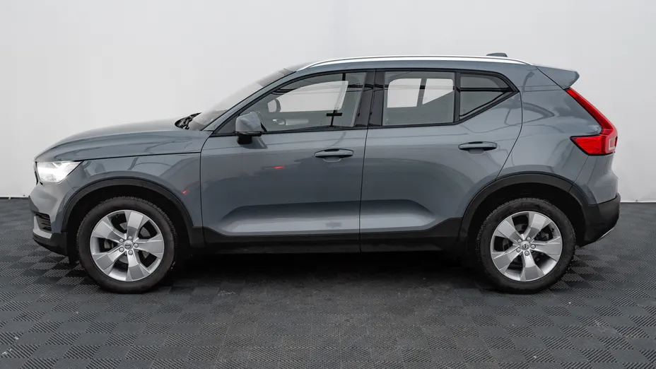 VOLVO XC40 XC40 T3 Momentum Pro aut