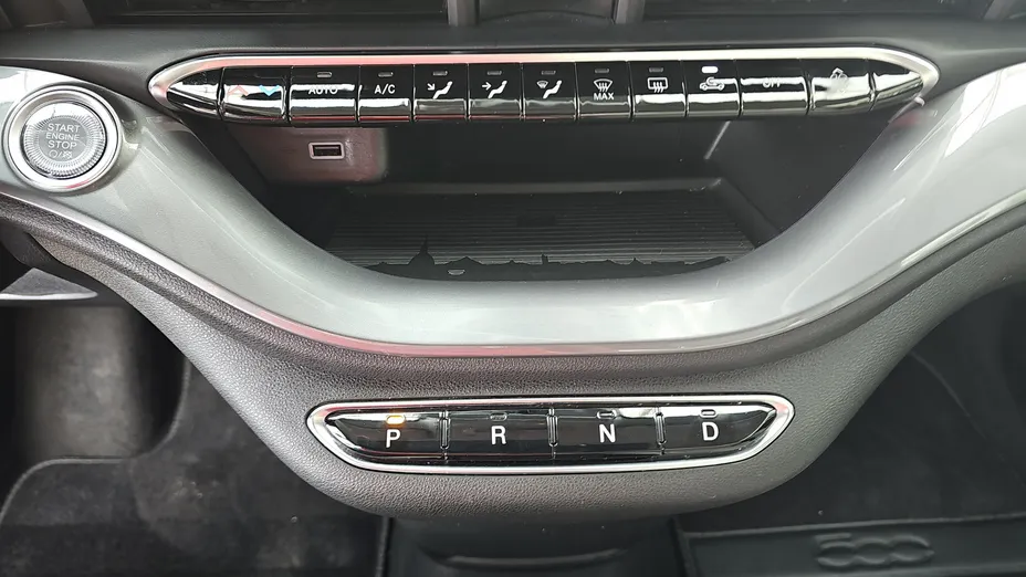 FIAT 500 500 3+1 42 kWh La Prima