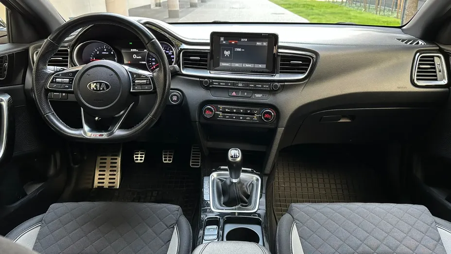 KIA Cee'd ProCeed 1.6 CRDi GT Line