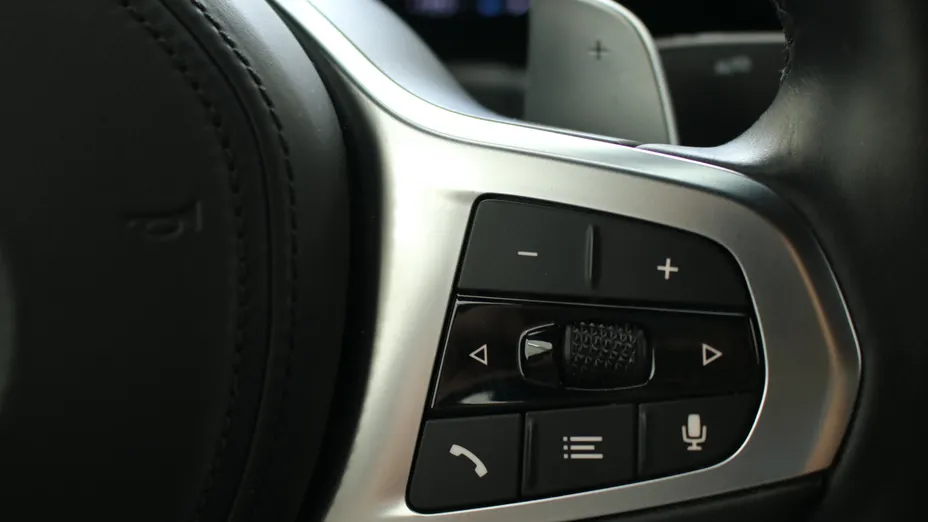 BMW Seria 3 318i M Sport aut