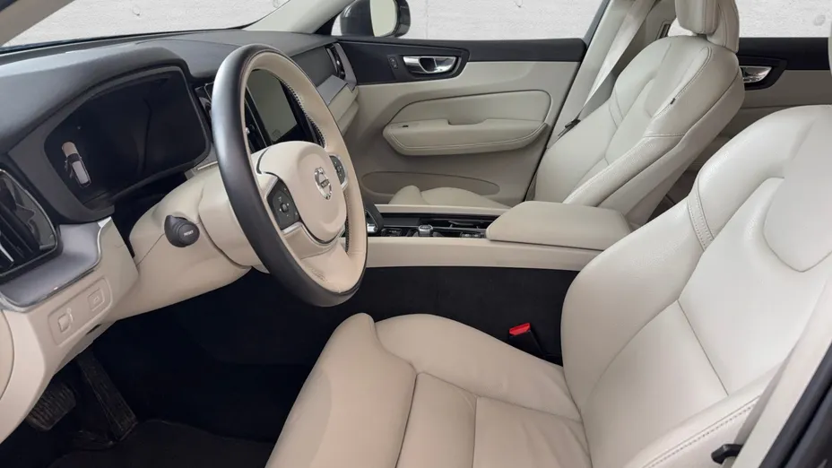 VOLVO XC60 XC60 B5 D AWD Momentum Pro aut