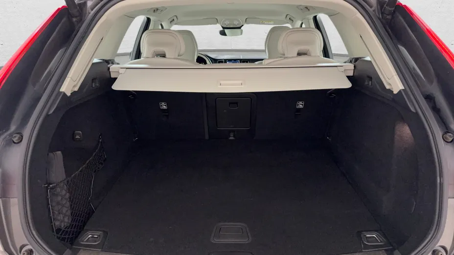 VOLVO XC60 XC60 B5 D AWD Momentum Pro aut